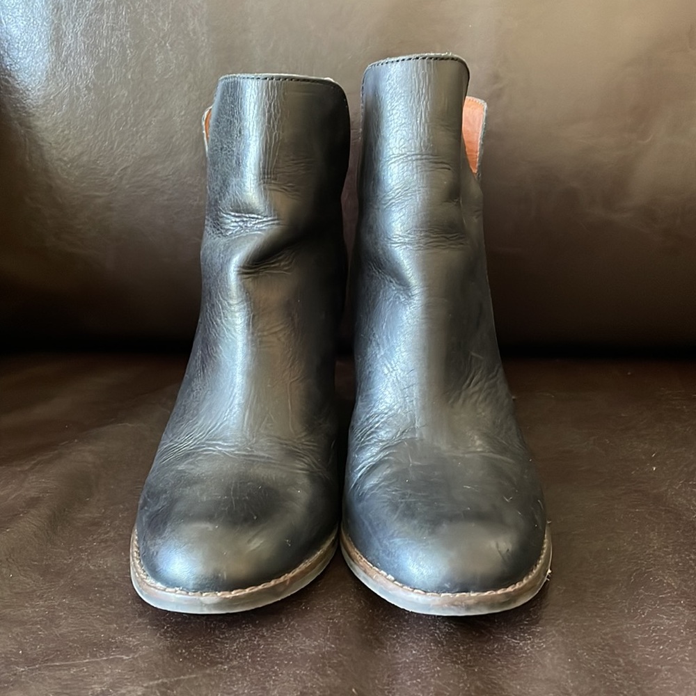 Lucky Brand Black Ankle Boots - Picture 2 of 9